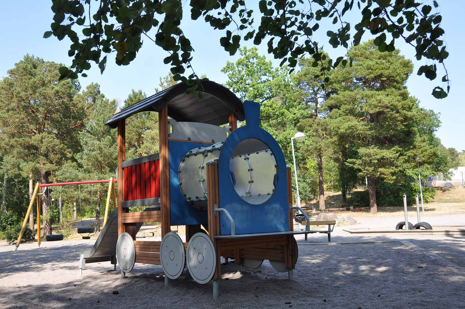Smedshagens lekplats och skateramp